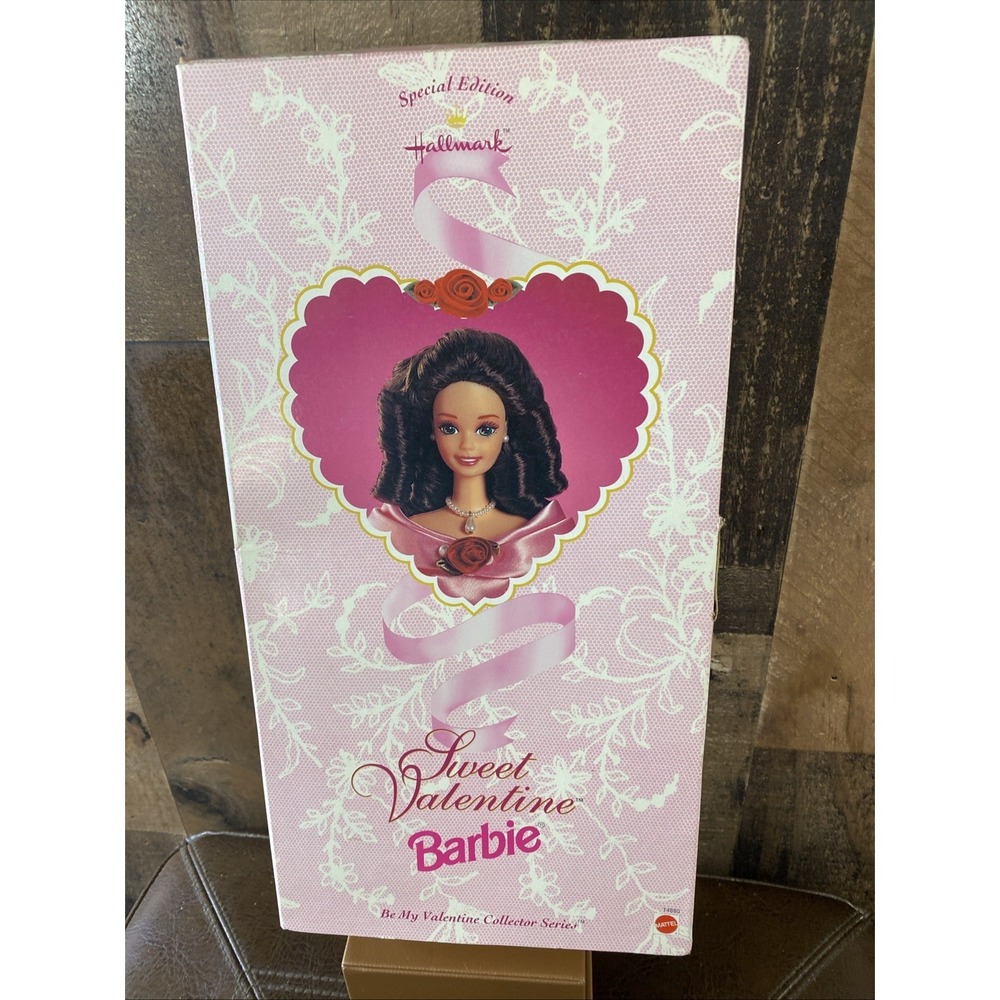 VINTAGE 1995 SWEET VALENTINE BARBIE DOLL HALLMARK 1st SPEC EDITION ‎ NRFB New